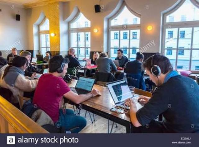 1.97 MILLIONES USUARIOS DE INTERNET EN EL MUNDO