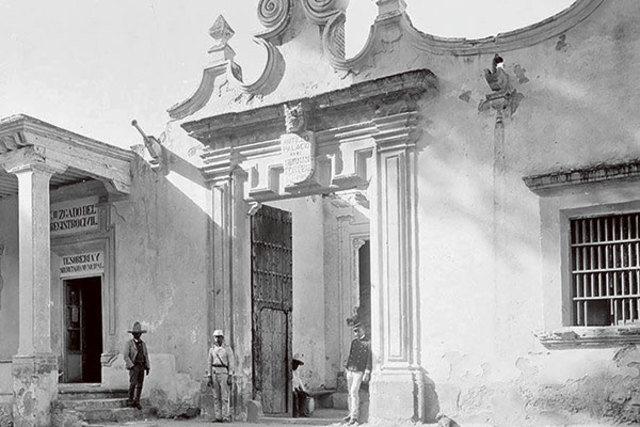 Se instalo el primer cabildo metropolitano