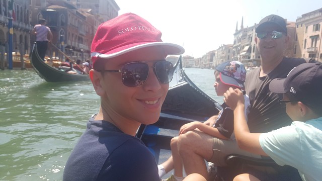 טיסה לאיטליה