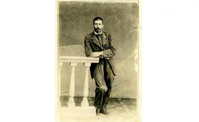 Diaz studied political