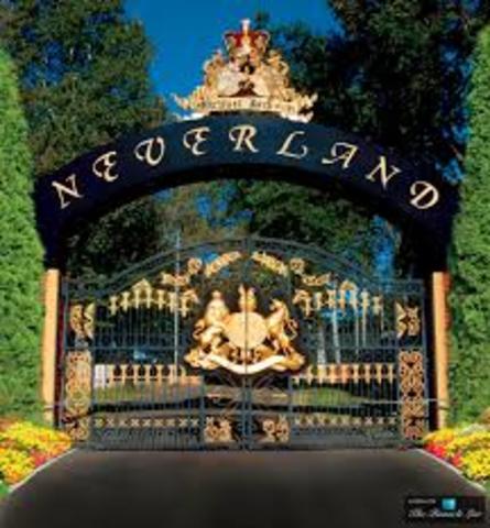Jackson purchases the land to build Neverland Ranch