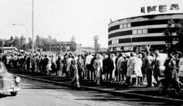 APERTURA DE LA PRIMERA TIENDA EN SUECIA