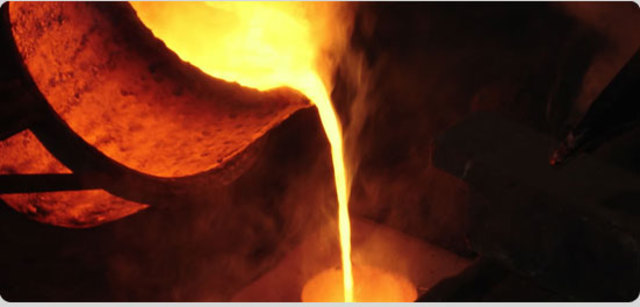 Maquina de vapor para fundir hierro