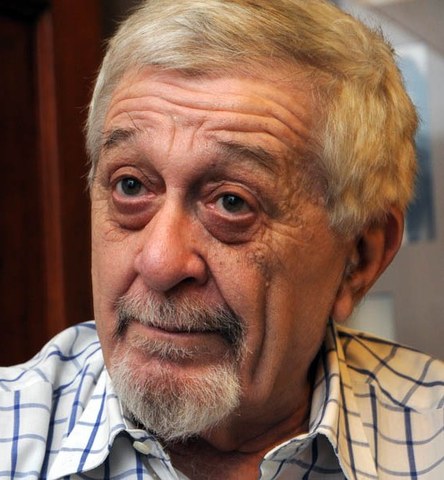 Roberto León Guindin