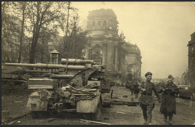 German forces attack Moscow