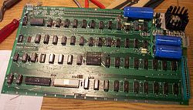 invención de la primera microcomputadora