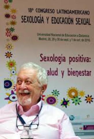 ROBERTO LEÓN GUINDIN