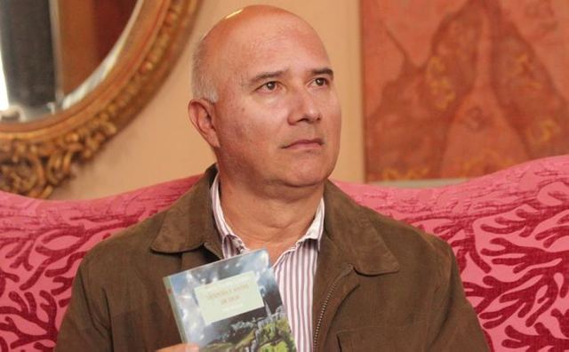 OCTAVIO ESCOBAR GIRALDO