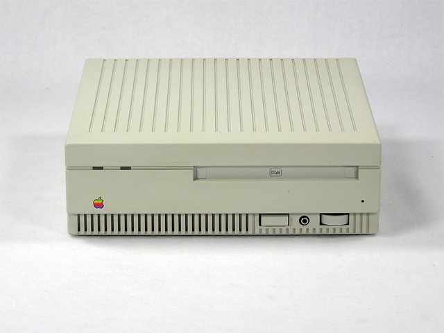 Apple introduce el Apple CD SC