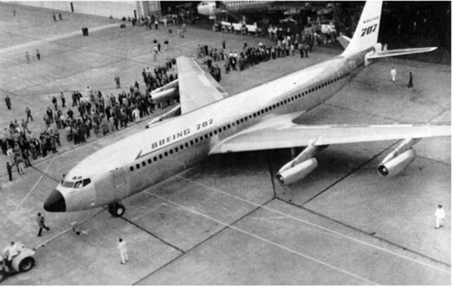 1950: BOEING 707