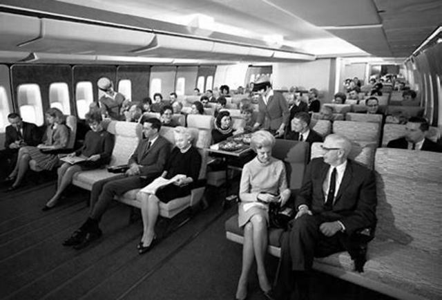 1960:COMPARACIÓN DE COMPAÑÍAS AÉREAS AÉREAS