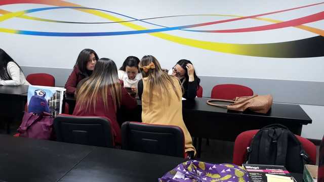 VII - Conversatorio con Instructores contratistas articulación de la jornada de la tarde