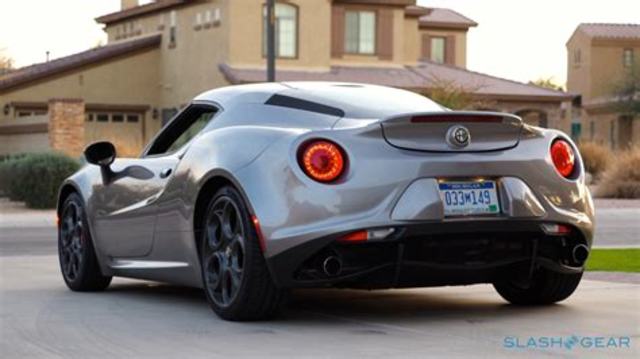 Alfa romeo 4c 2015