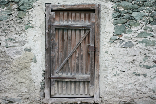 6. Ninth-Floor Stairway Locked