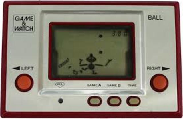 Se lanza la primera Game & Watch