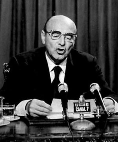 Renuncia Jose Rega y Celestino Rodrigo