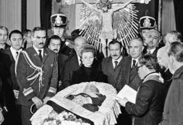 Fallece Juan D. Perón