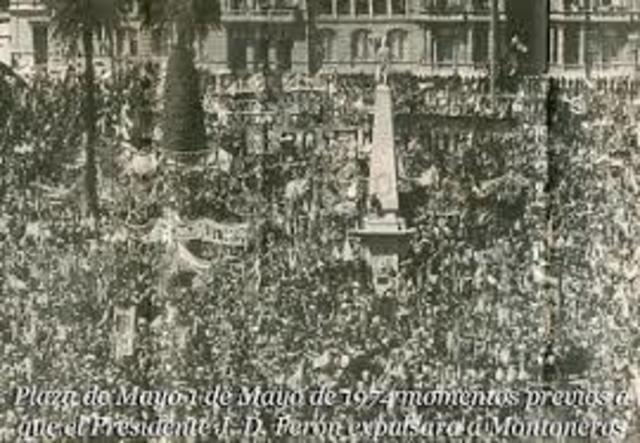 montoneros en la plaza de mayo