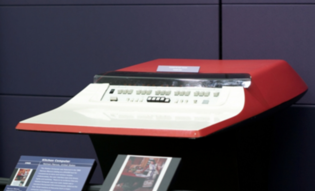 HISTORIA DE LA COMPUTADORA timeline | Timetoast timelines