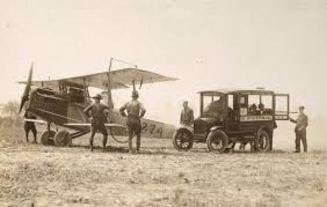 First Round Trip Airmail Service