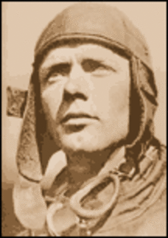 Charles Lindbergh makes first solo non-stop transatlantic flight