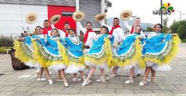 FESTIVAL DEL FOLCLORICO