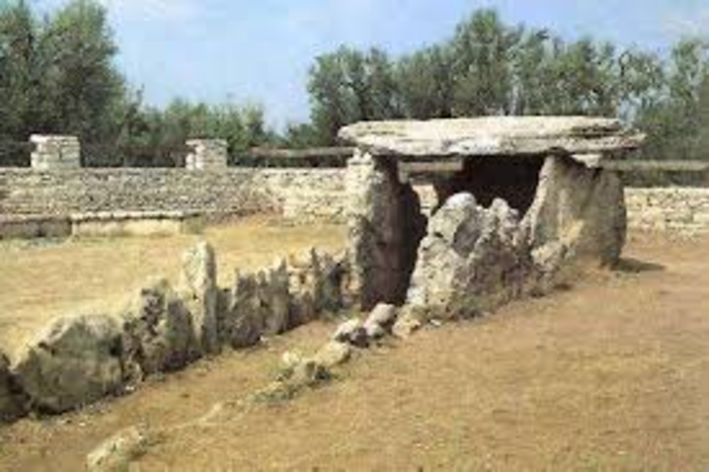 3000 a.C: Funeraria lítica