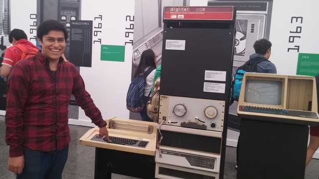 Computadora PDP11 y Terminal DECScope VT50