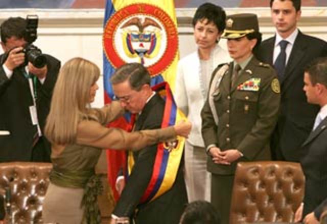 Atentado de las Farc-Ep contra el Congreso en la Posesión de Uribe