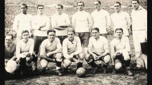 URUGUAY (sede y campeon)