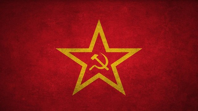 Inicio dos cursos por correspondência na União Soviética