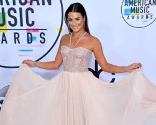 Δεν σταματά