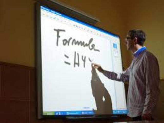 Se implementa en las aulas