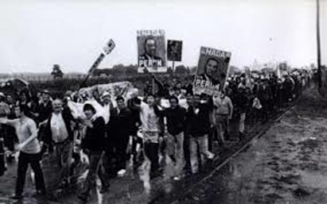 Llega al país Juan Domingo Perón