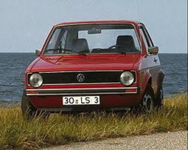 VOLKSWAGEN GOLF
