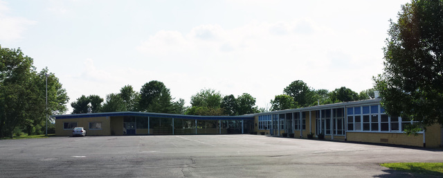 Yo vé a la escuela de West Amwell.