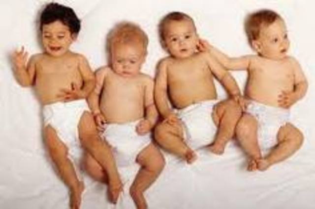 Tuvo su cuarto hijo (niña)