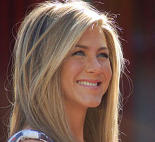 NACIMIENTO DE JENNIFER ANISTON
