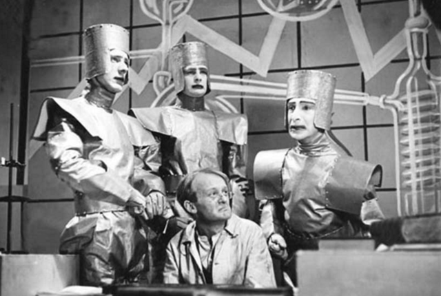 Surge a palavra “robô"