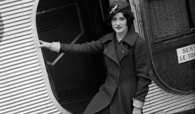 Ellen Church- primera auxiliar de vuelo.