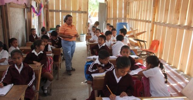 Regulación de Servicios de Educación Formal