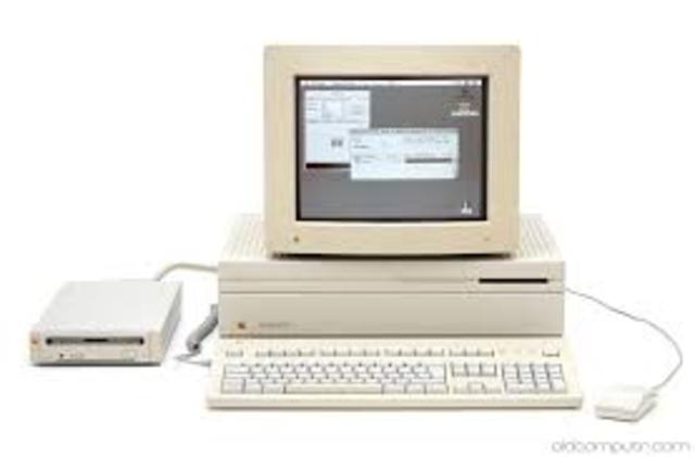 1990: Macintosh Iix