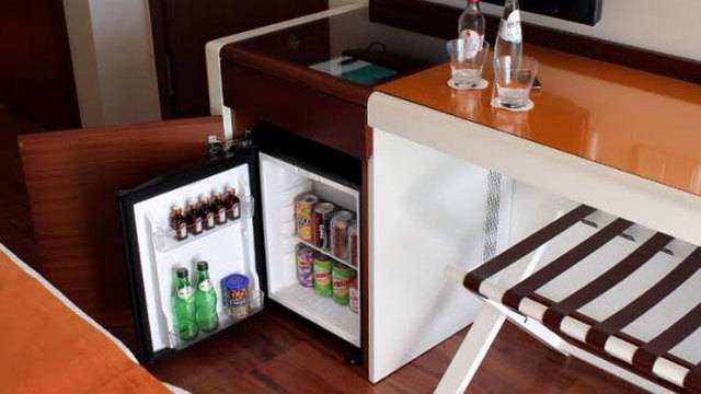 Se instaló el 1º minibar de hotel