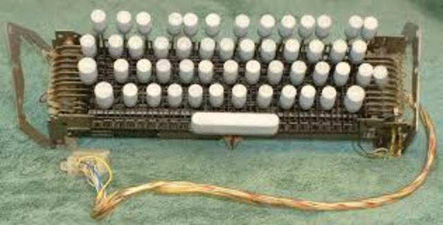 Prima tastiera e primi caratteri