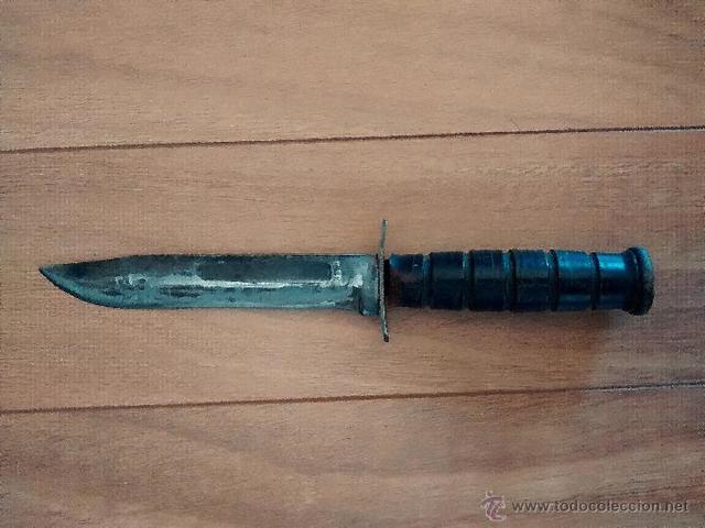 El cuchillo de combate KA-BAR
