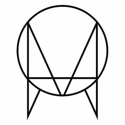 Firma por el sello discogrfaico OWSLA