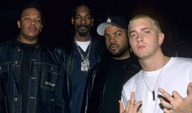 «The Marshall Mathers LP»  Далее: https://uznayvse.ru/znamenitosti/biografiya-eminem.html