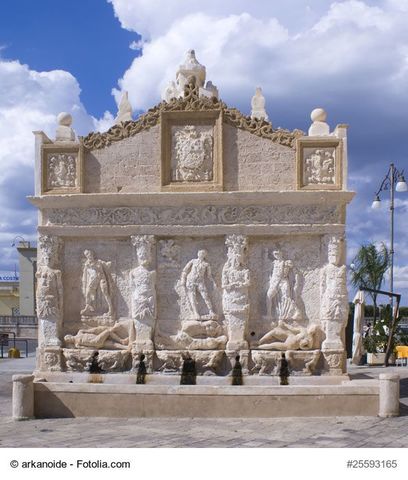 Barbarians are expelled from the Gallipoli because of Pericles's army.