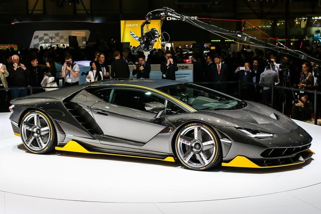 LAMBORGHINI DE 2017