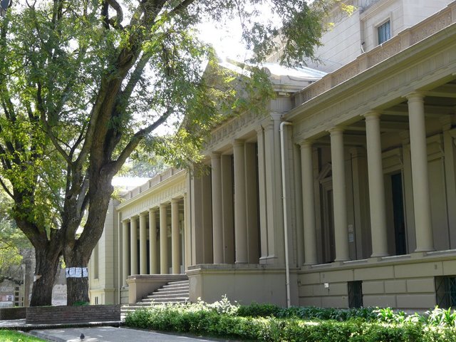 Instituto de Física de la Universidad de La Plata